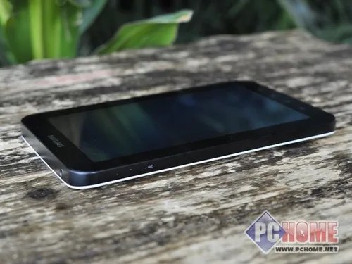 三星P1000评测 机身接口