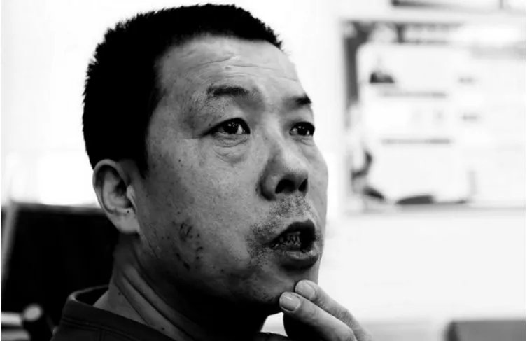 提醒乘客刷卡后西安一公交司机被打，如何评价该事件？