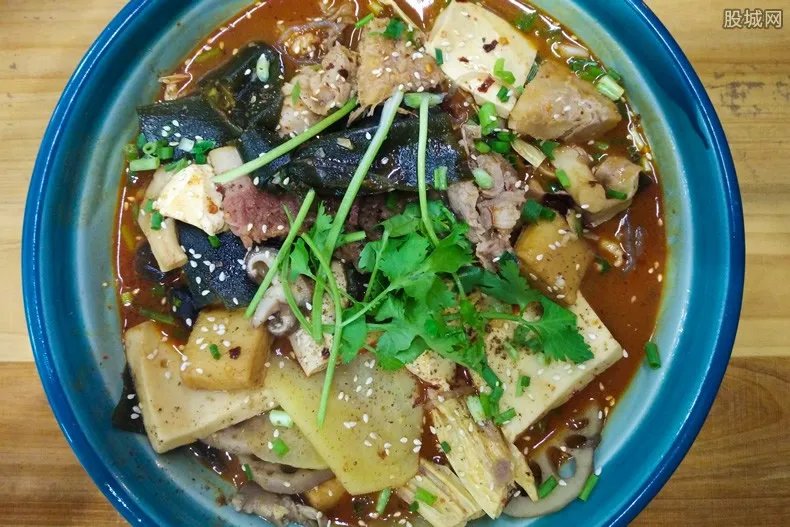 嫌上菜慢殴打麻辣烫店主 开一家麻辣烫店要注意什么