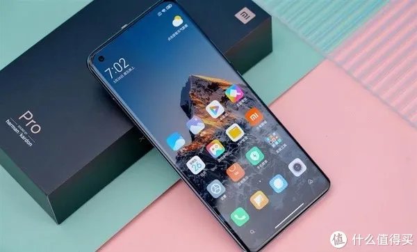 小米手机评测对比:友商不能专业一点?