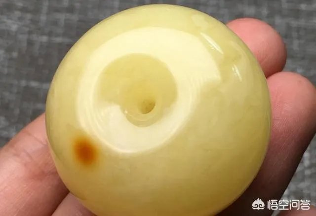 琥珀和蜜蜡真正的区别是什么?