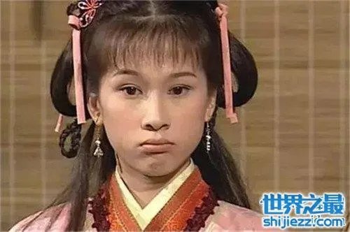 文颂娴车震事件回顾 车震激吻对象最终成为她老公 