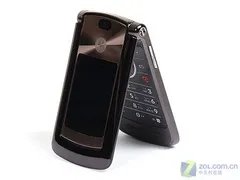 行水差价第7名——摩托罗拉V8 2GB