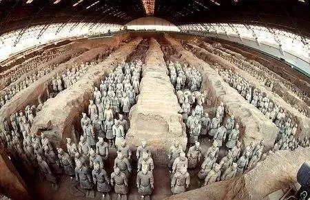 兵马俑的来历。