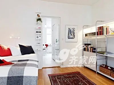 阁楼美女装修有品味 单身MM大秀31平米公寓