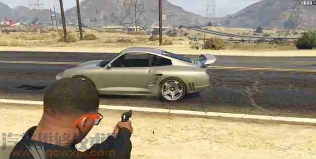 汽车油箱在底盘哪个位置？汽车油箱要不要清洗