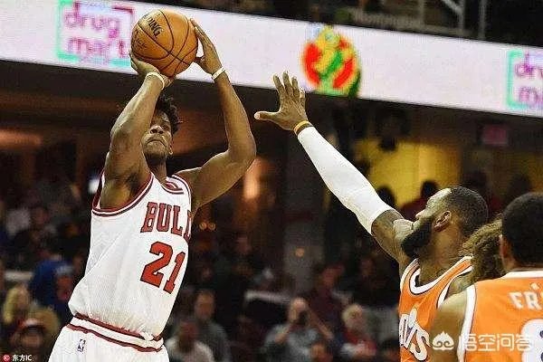 NBA球员经常使用邓肯那样的打板投篮技术吗?为什么?