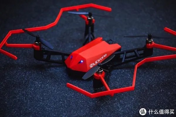 靠意念飞行到底有多玄乎？亲身体验UDrone意念无人机
