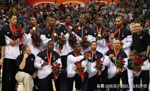 科比：球迷花钱是看你打比赛的，你有义务保持好身体和状态！怎么看待他对轮休的态度？