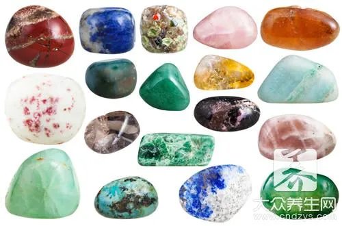冰晶石的作用是什么?