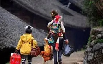 半夜鸡叫是什么征兆 半夜鸡叫有什么预兆