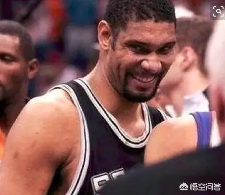 看一眼马刺替补席扭头就跑, 小学生用生命演绎装X, 结果呢?