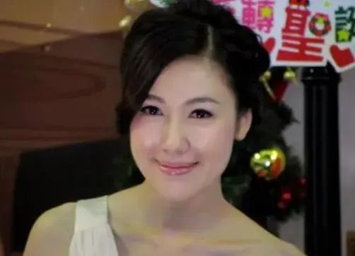 李诗韵老公是谁,李诗韵为什么改名