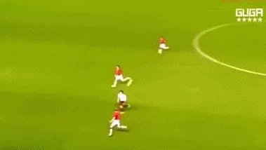 你看过的哪场足球比赛堪称一个人的表演赛？