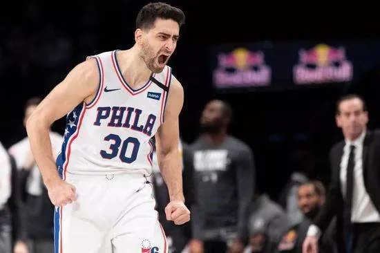 费城76人队的“死 亡 五 大”问题被谁解决了?