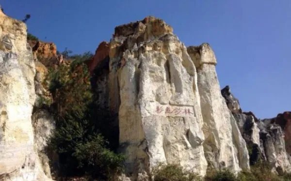 云南曲靖有什么好看的旅游景点?分别有什么特色?