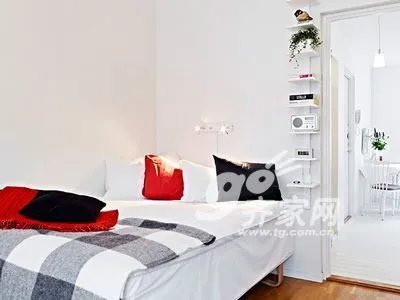 阁楼美女装修有品味 单身MM大秀31平米公寓