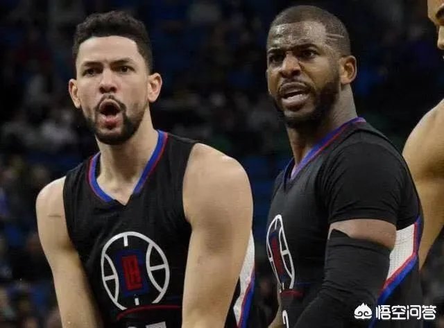 小里弗斯和保罗以及大部分火箭队球员都发生过矛盾和冲突，为什么火箭还要签约他？