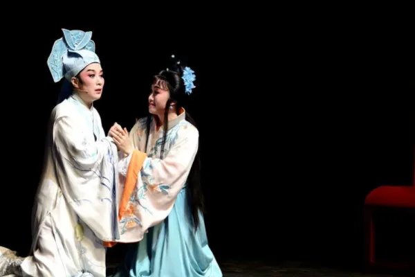 越剧是形成于哪个省的地方剧种？