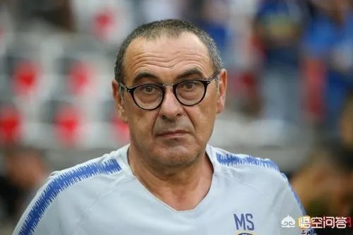 切尔西凯帕事件发生时,蓝军队长AZP毫无作为,作为球队领袖队长应发挥什么作用?