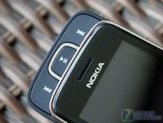 诺基亚 8208——2520元