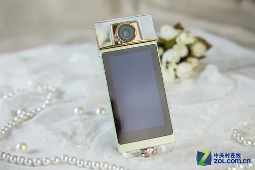 打造自拍新魅力 索尼靓咔kw1试用评测