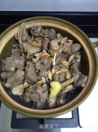 羊肉煲
