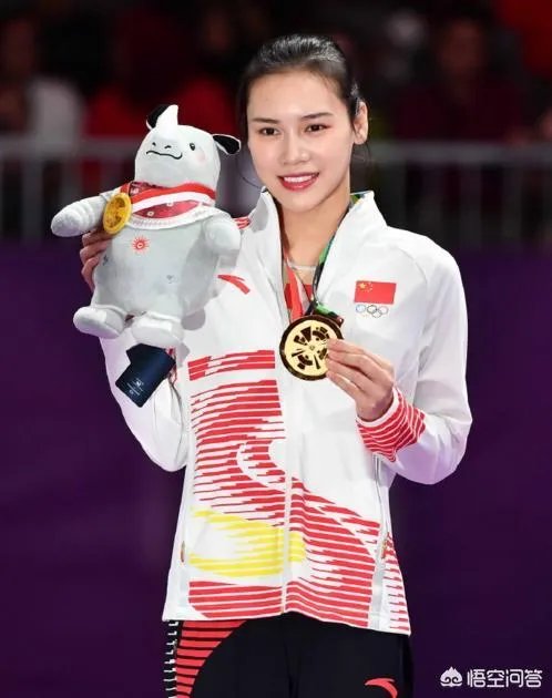 “蹦床马思纯”刘灵玲亚运会夺冠,网友称新一代蹦床女神颜值不输何雯娜,你怎么看?