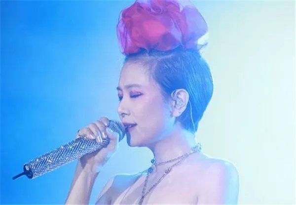 歌手李慧珍结婚了吗老公是谁近况图 李慧珍老公是强子吗什么关系