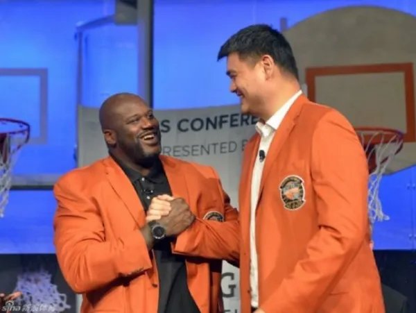 巨人奥尼尔体型有多大?