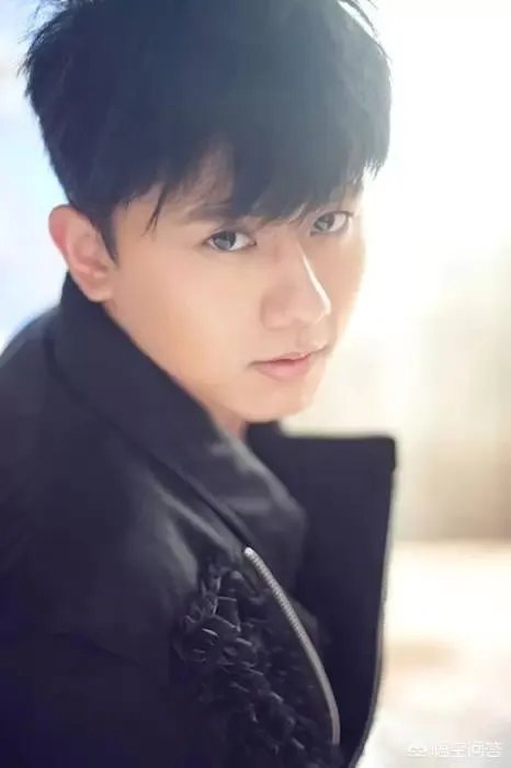 有哪些明星清唱很好听的？