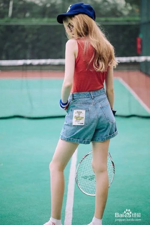 怎么在电脑上换皮肤？