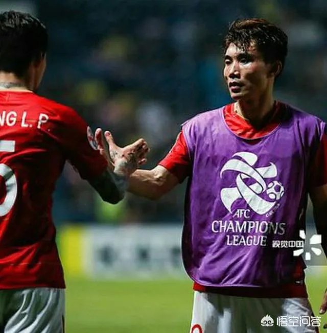 广州恒大发布亚冠迎战天津权健的对决海报：捍卫荣耀！你如何评价？