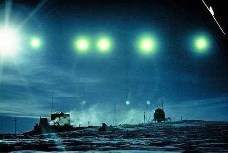 天上突然出现两个太阳，究竟发生了什么？