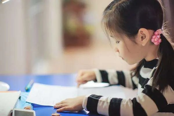 如何看待4年获奖学金六万?