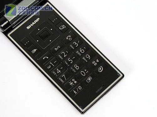 对自己的眼睛好一点 靓屏大字手机推荐