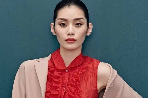 “这简直就是判若两人”，奚梦瑶早年和现在的颜值差距到底有多大？