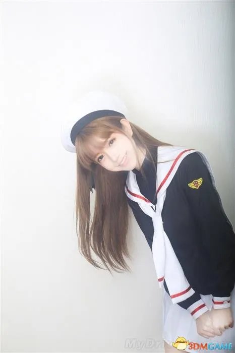 韩国清纯女孩爆红网络 网友感叹韩国医生医术精湛