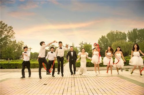 伴郎有什么要求 当伴郎需要注意什么