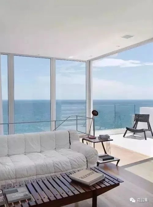 花园里有一间阳光房,美了这个灿烂的季节