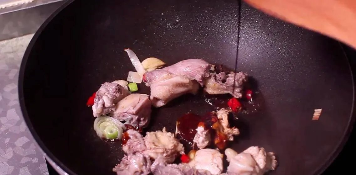 炒鸡怎么做好吃又简单