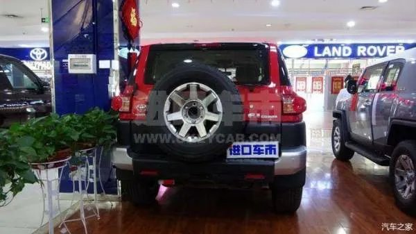 FJ酷路泽 你看它像大玩具 其实它是低调装酷