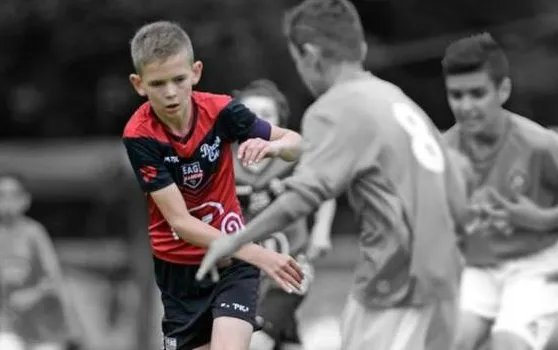 甘冈U12球员逝世时年仅多少岁？