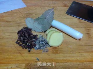 【西红柿炖牛肉】