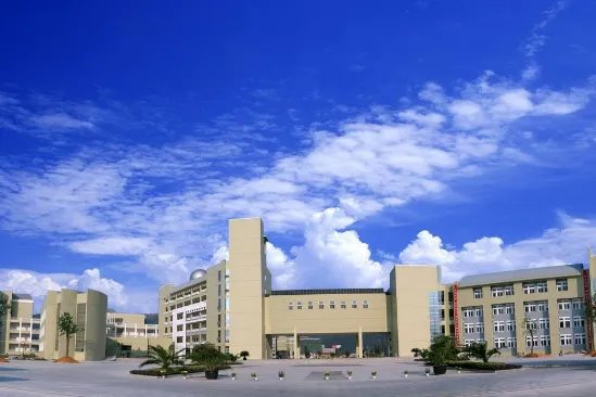 山西临汾同盛和平阳初中哪个好（整体）？谢谢了，大神帮忙啊