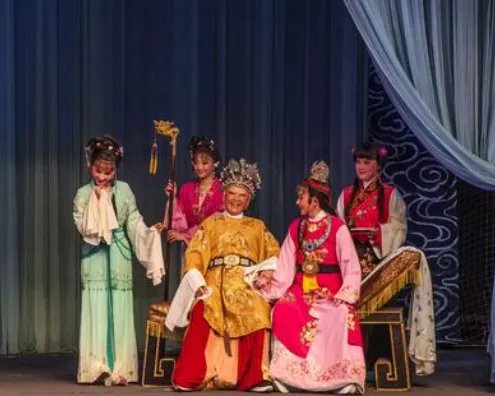 越剧是形成于哪个省的地方剧种?