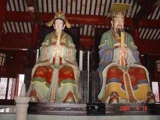 王母娘娘是玉帝的老婆还是母亲呢？