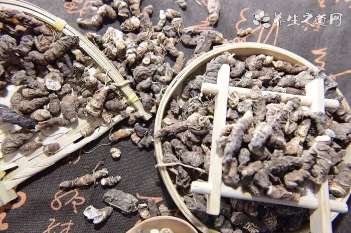 粘土、沙土适合种植什么中药材