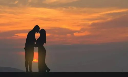 男人在什么情况下会哭 男人在你面前哭说明什么