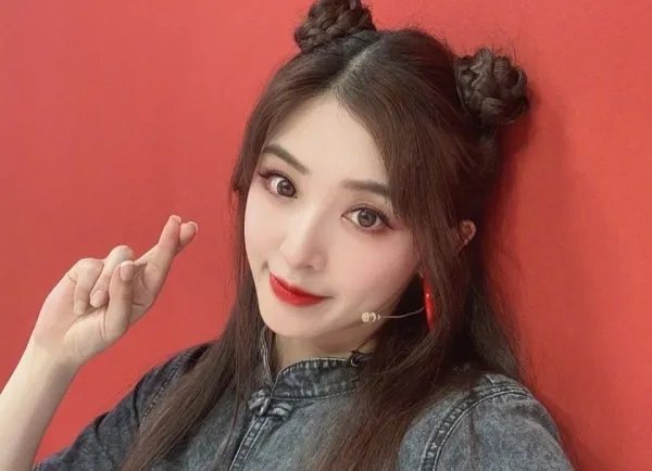 杜华被张含韵的舞蹈惊住,这代表了什么